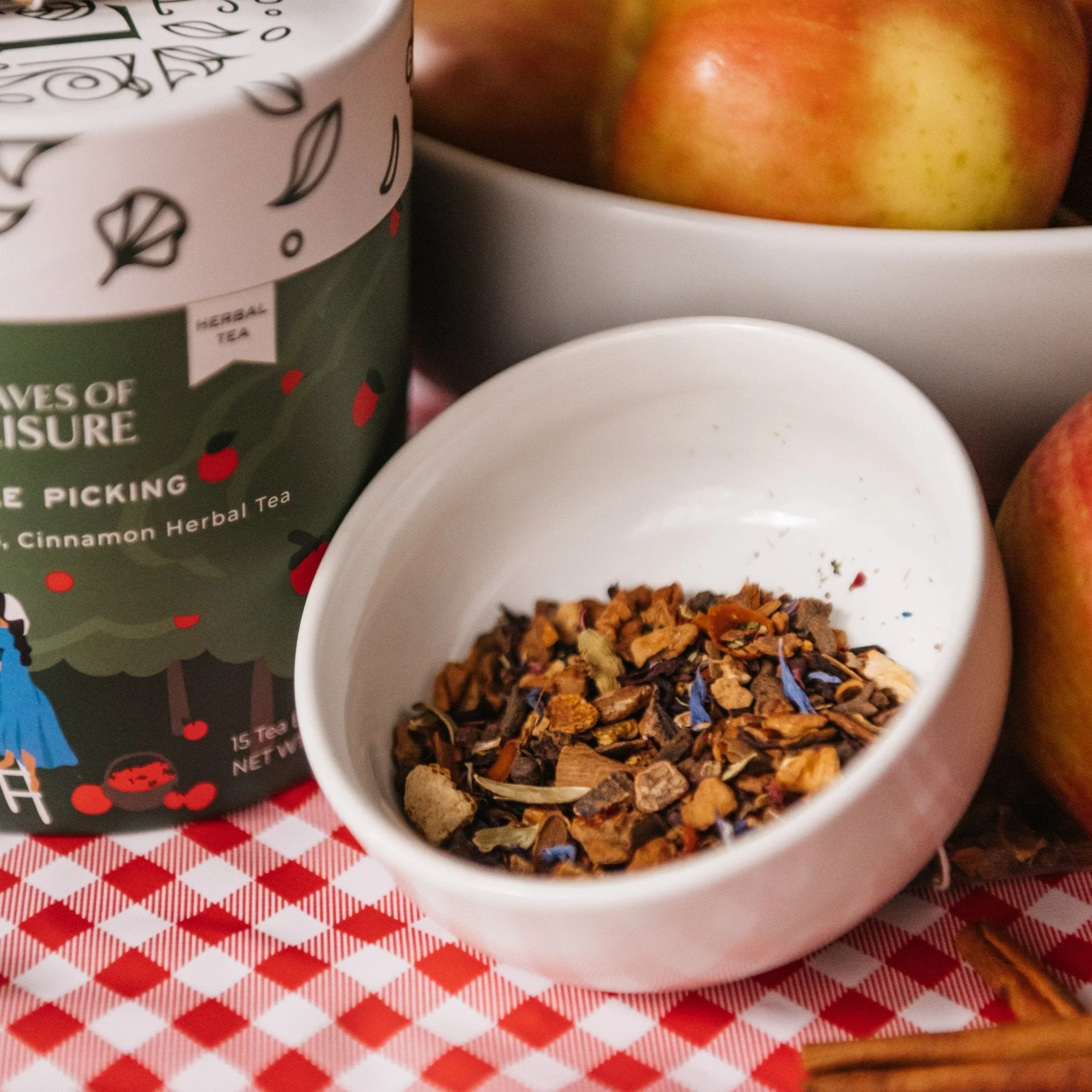 Leaves of Leisure Apple Picking Herbal Tea - Image 5