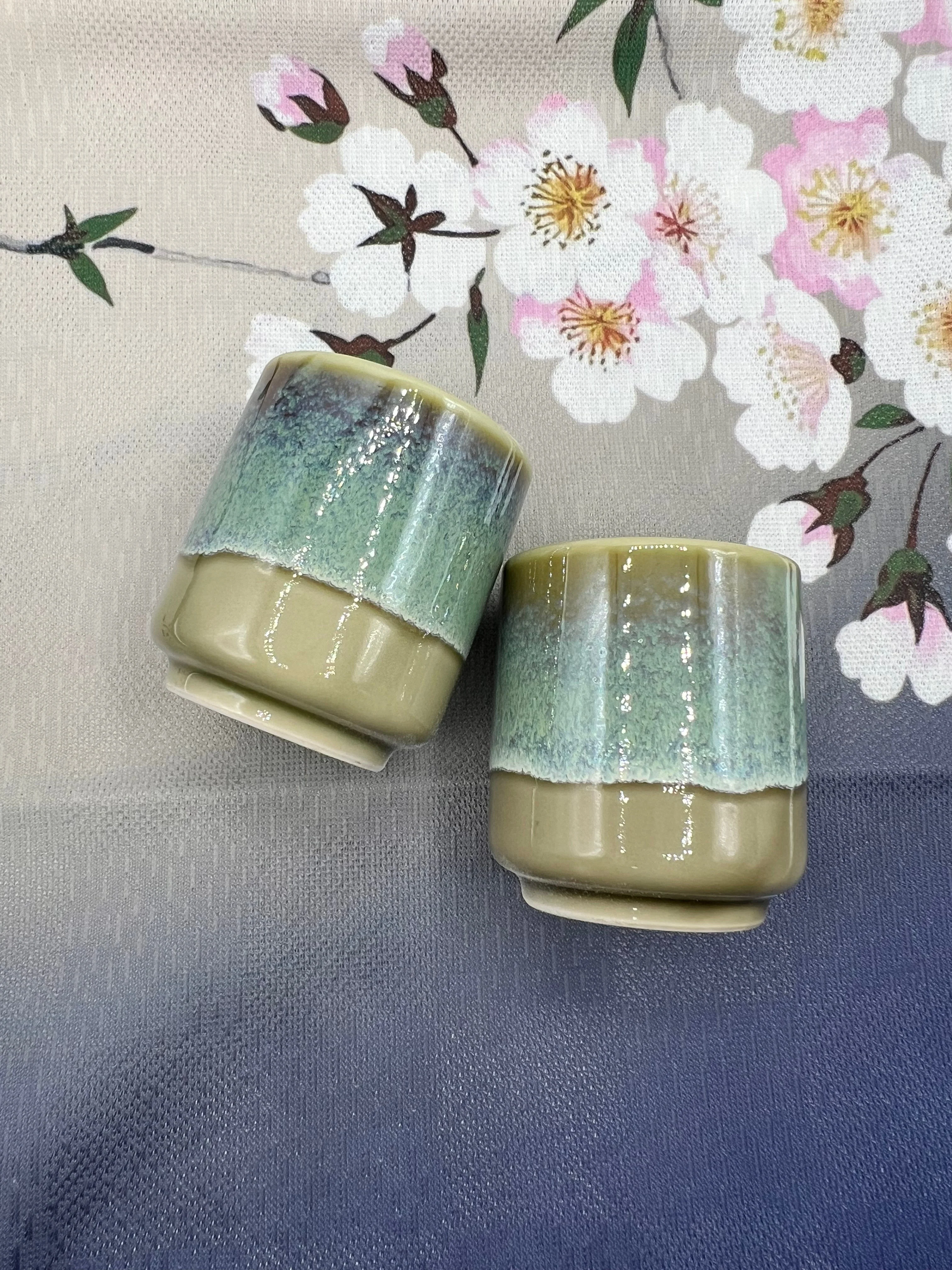 Inoue Tea Gurinhiwa Green Mino-yaki Yunomi - Japanese Teacup - Image 7