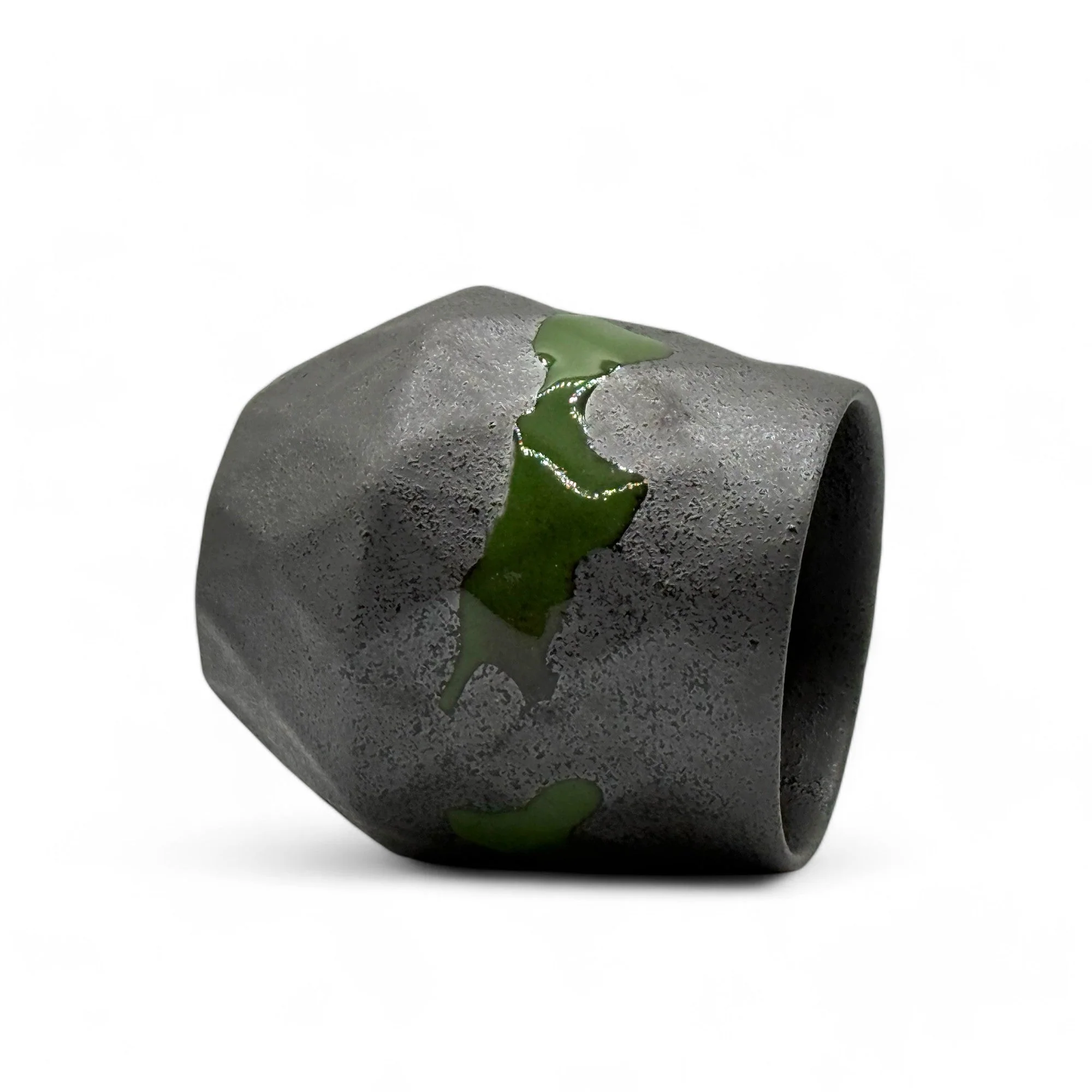 Inoue Tea Kurobuki Ryusui Grey Green Mino-yaki Yunomi - Japanese Teacup - Image 2