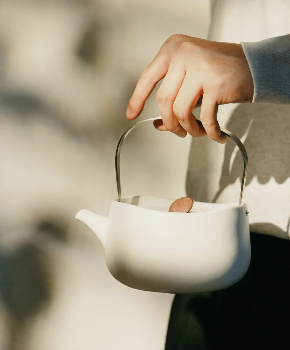 Leiph Self-heating Teapot Set - Soft Gray - Image 3