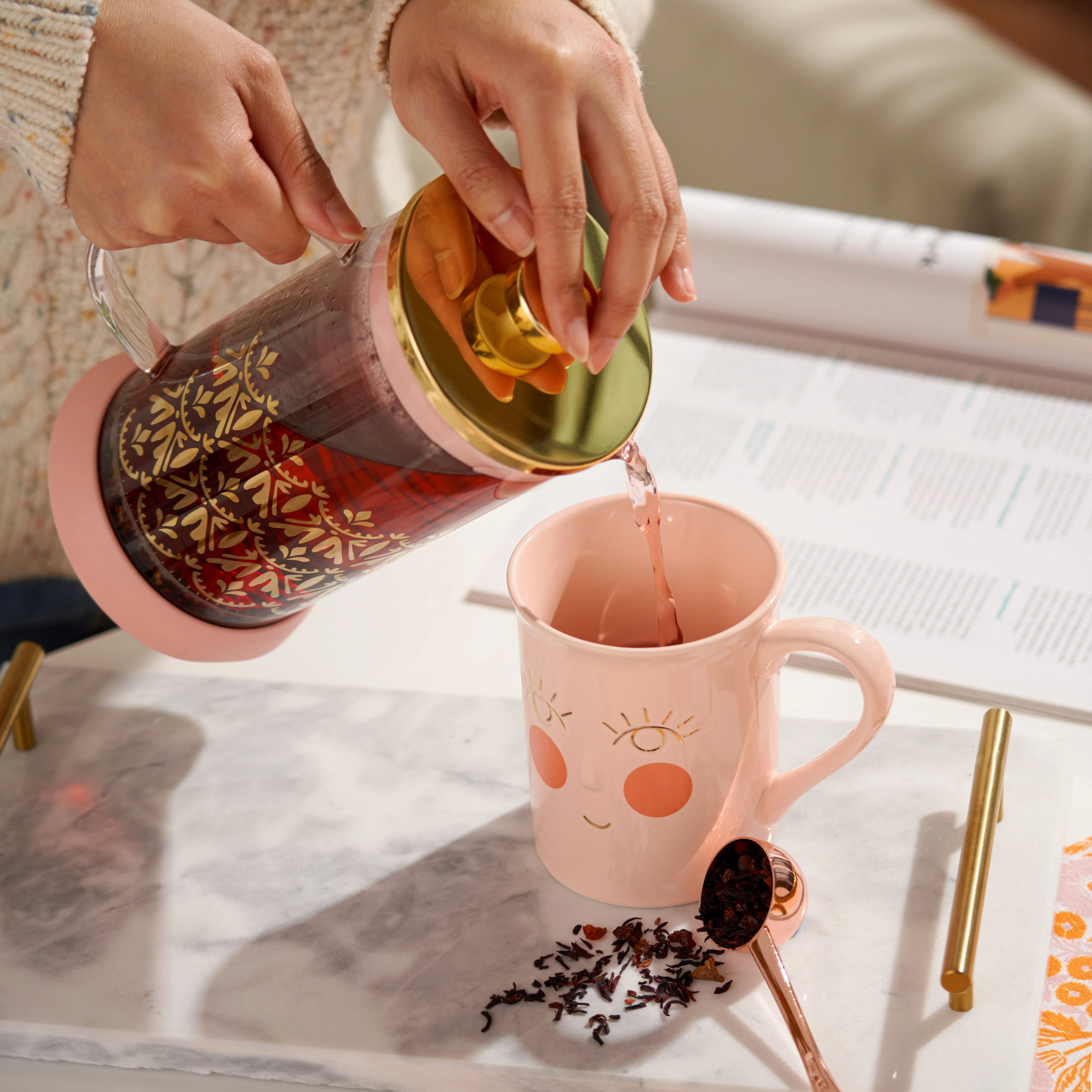Pinky Up Riley Casablanca Glass Tea Press Pot - Image 3